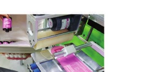 高度な後加工の様子